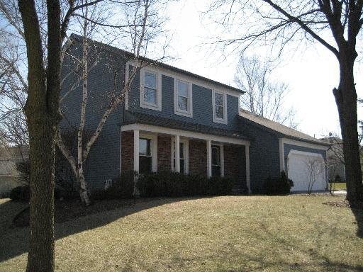 2368 Richmond Dr., Wheaton, IL 60187