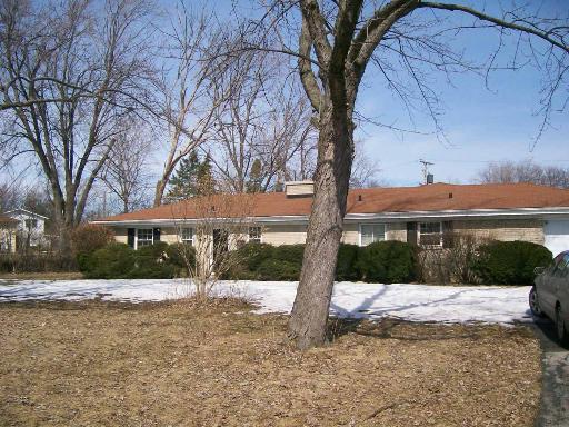 47 Birchwood Rd., Northbrook, IL 60062