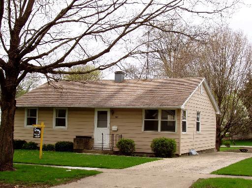 427 S Eleventh St., Dekalb, IL 60115
