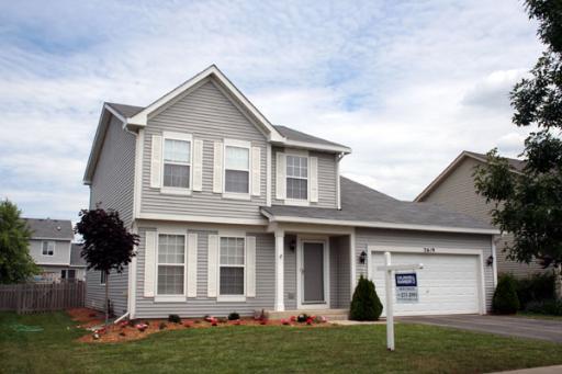 2619 Jenna Cir., Montgomery, IL 60538