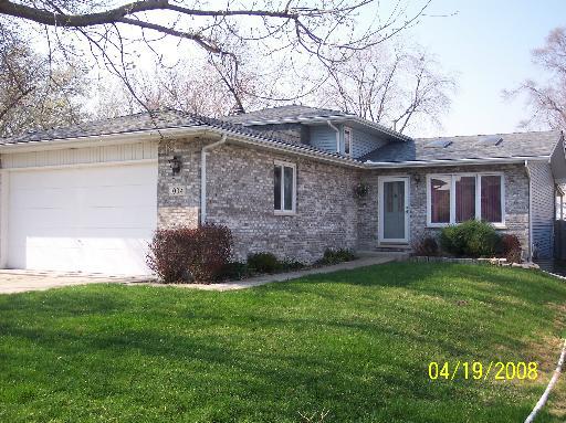 1004 Saylor St., Downers Grove, IL 60516