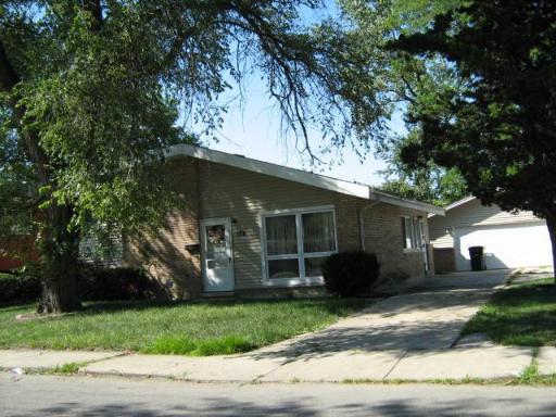 122 W Algonquin St., Park Forest, IL 60466