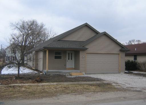 368 Crotty Ave., Seneca, IL 61360