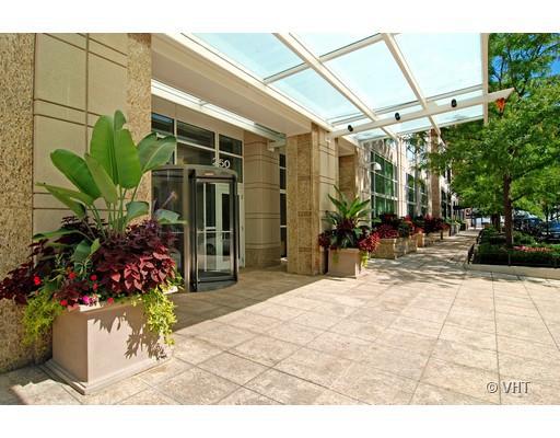 250 E Pearson St. #1801, Chicago, IL 60611