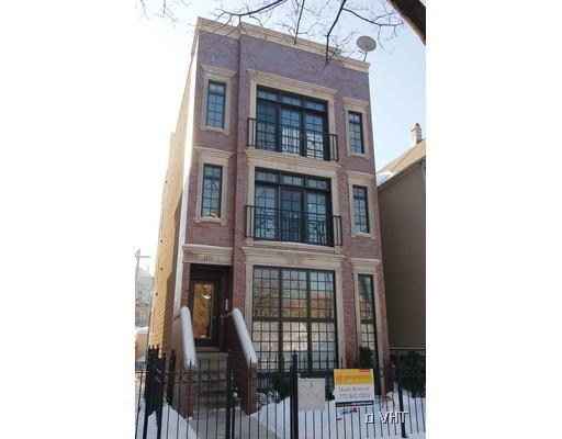 1523 W Roscoe St. #2, Chicago, IL 60657