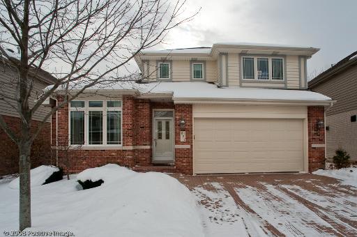 851 Emerald Ct., Willowbrook, IL 60527