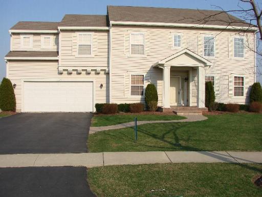 1029 Wrens Gate Dr., Mundelein, IL 60060