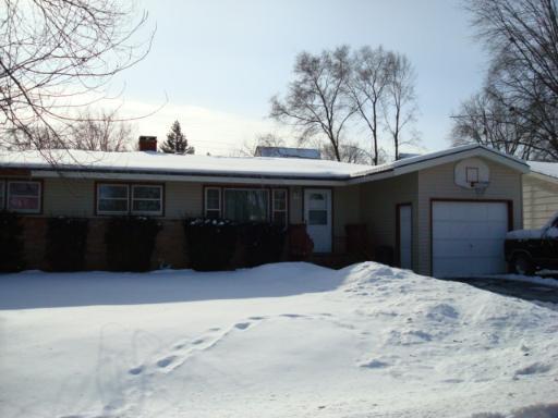 1805 W Oakleaf Dr., Mchenry, IL 60051