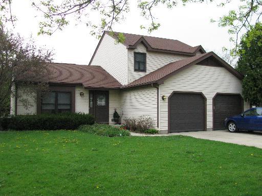 5414 Greenbrier Dr., Mchenry, IL 60050