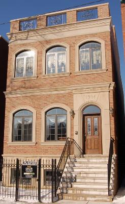 1904 W Wolfram St., Chicago, IL 60657