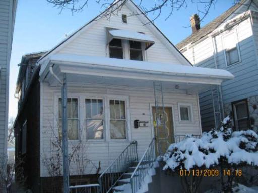 8214 S Coles Ave., Chicago, IL 60617