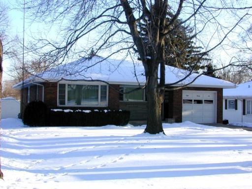 826 Grand Blvd., Joliet, IL 60436