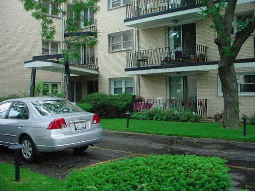 5214 Galitz St. #101, Skokie, IL 60077