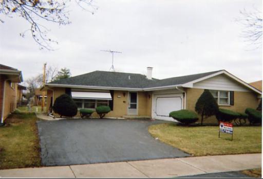15737 S Maryland St., Dolton, IL 60419
