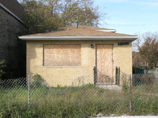7300 S Woodlawn Ave., Chicago, IL 60619