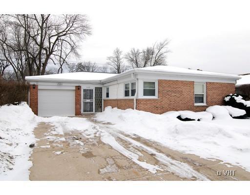4149 W Church St., Skokie, IL 60076