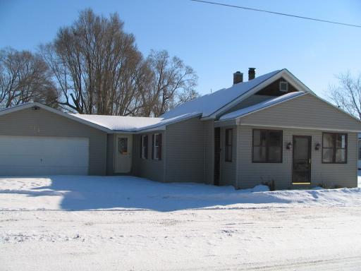 212 4th St., Standard, IL 61363