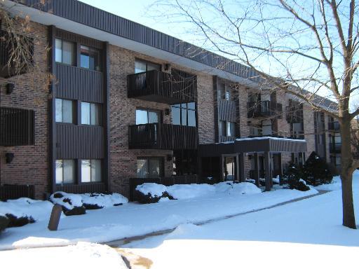 1422 Woodbridge Rd. #3C, Joliet, IL 60436