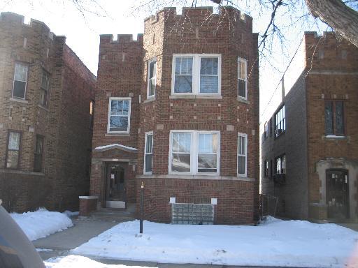7818 S Champlain Ave., Chicago, IL 60619