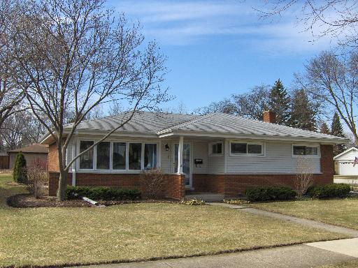 132 N Phelps Ave., Arlington Heights, IL 60004