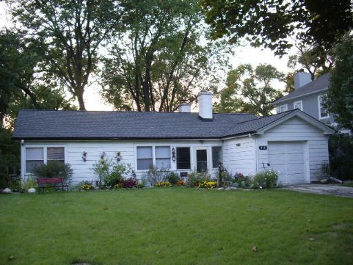 816 Hunter Rd., Glenview, IL 60025