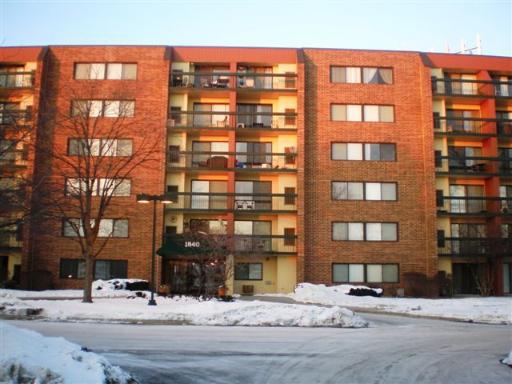 1840 Huntington Blvd. #409, Hoffman Estates, IL 60169