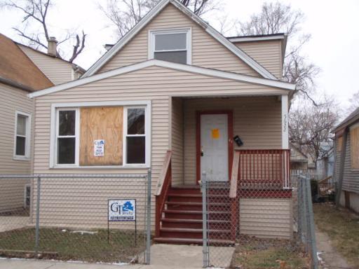 5622 S Seeley Ave., Chicago, IL 60636