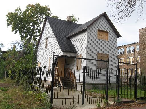7412 S Phillips Ave., Chicago, IL 60649