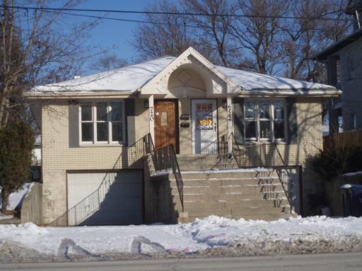 720-22 Bluff City Blvd., Elgin, IL 60120