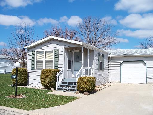 120 Cardinal Ln. #A, Sandwich, IL 60548