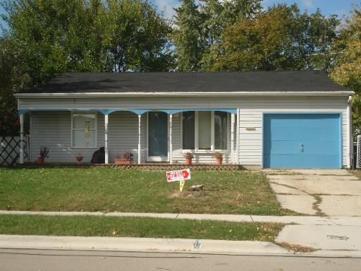 214 Hickory Ave., Romeoville, IL 60446
