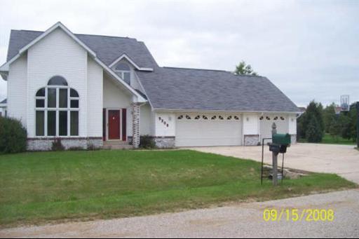 9308 Cheviot Dr., Roscoe, IL 61073