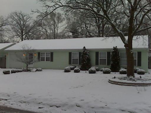 317 Grove St., Mundelein, IL 60060