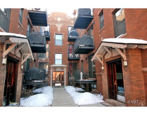 1653 W Addison St. #2A, Chicago, IL 60613