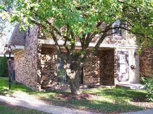 7742 Woodward Ave., Woodridge, IL 60517
