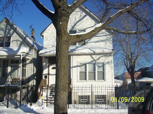 2751 S Komensky St., Chicago, IL 60623
