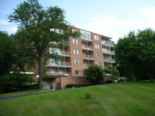 1802 Birchwood Ln. #31, Rockford, IL 61107