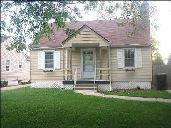 901 Flossmoor Ave., Waukegan, IL 60085