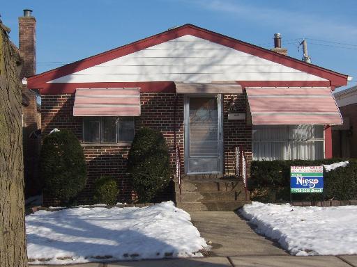 [Address Hidden by Seller], Chicago, IL 60632