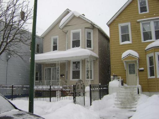8423 S Brandon Ave., Chicago, IL 60617