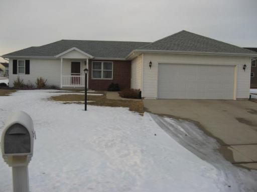 13 Ashland Ct., Peru, IL 61354