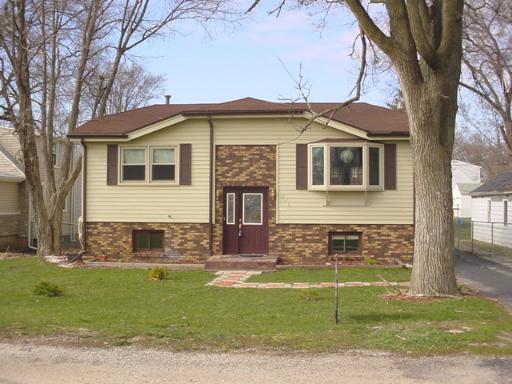 326 Wilshire Dr., Machesney Park, IL 61115