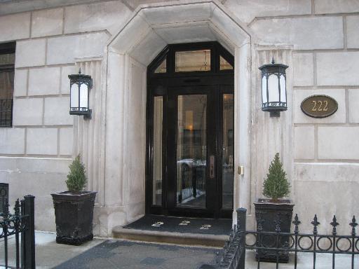 222 E Chestnut St. #6B, Chicago, IL 60611