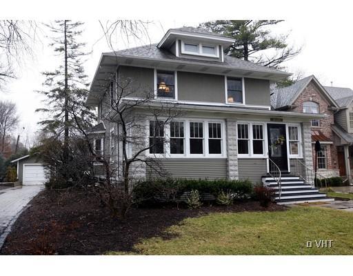 1233 Maple Ave., Downers Grove, IL 60515