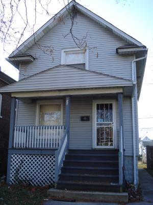812 S 9th Ave., Maywood, IL 60153