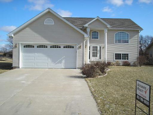 218 S Hossack, Seneca, IL 61360