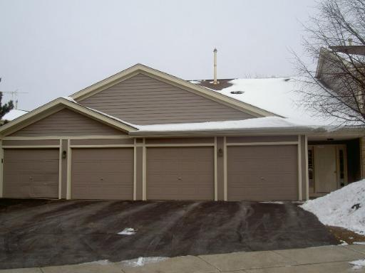 1106 Stratford Ct. #A, Elgin, IL 60120