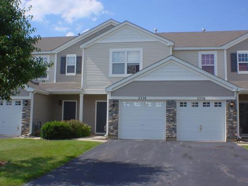 2338 Flagstone Ln., Carpentersville, IL 60110
