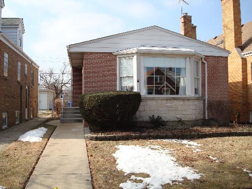 6072 N Troy St., Chicago, IL 60659