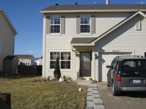 2212 Rebecca Cir., Montgomery, IL 60538